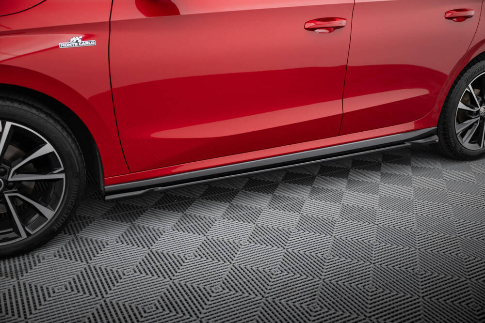 Zijskirts passend voor Skoda Fabia Monte Carlo MK4
