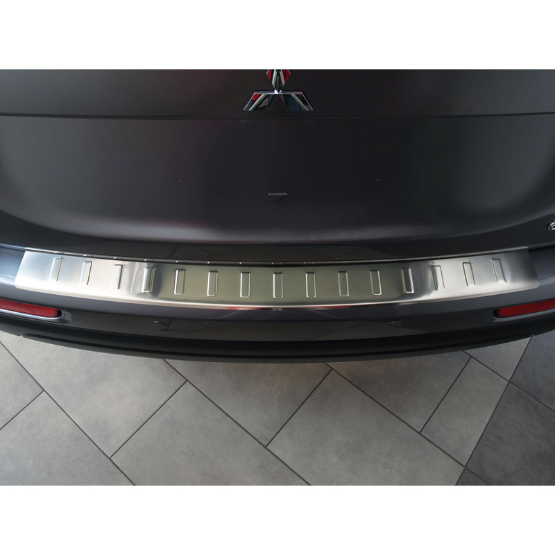 Stainless Steel Rear bumper protector  Mitsubishi Outlander 2012-2015 'Ribs'