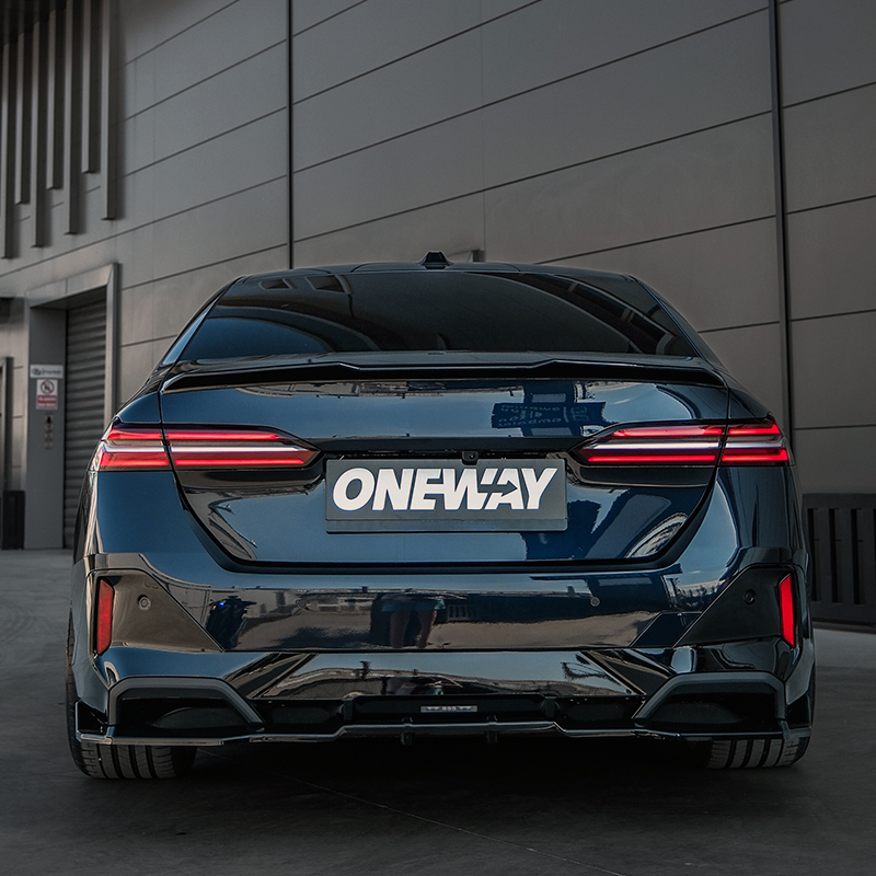 Oneway Rear Bumper Skirt  BMW 5-Series G60/G61 Sedan/Touring M-Pack 2023- incl. i5 - Gloss black