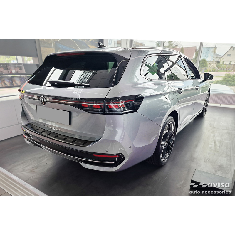 Black Stainless Steel Rear bumper protector  Volkswagen Passat Variant (CJ5) incl. R-Line & Hybrid 2024- 'STRONG EDITION'