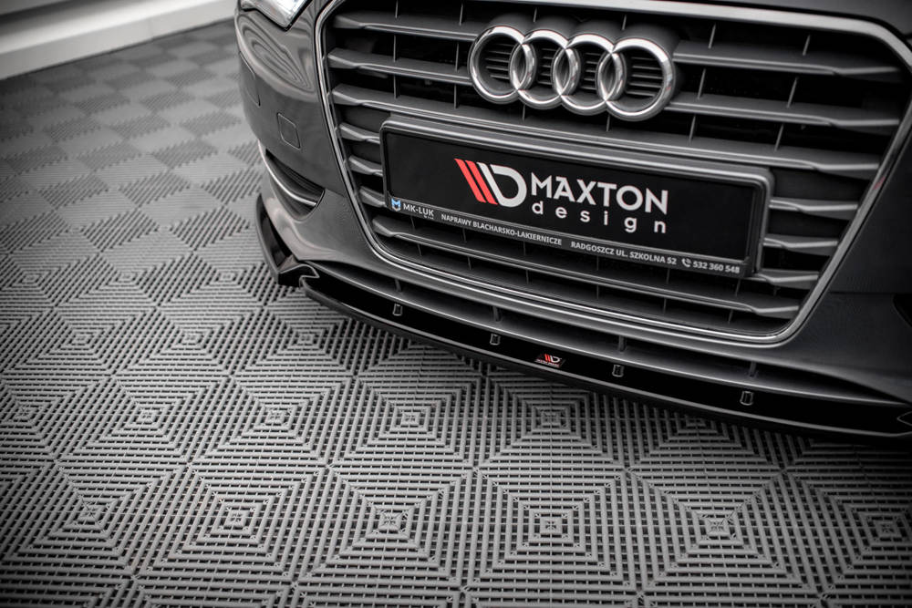 Voorspoiler passend voor Audi A3 8V Sportback 13-16 Maxton Glans Zwart