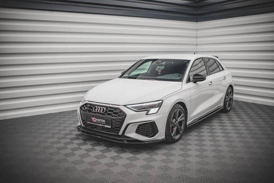 Voorspoiler passend voor Audi S3 / A3 S-Line 8Y Glanzend zwart V.3