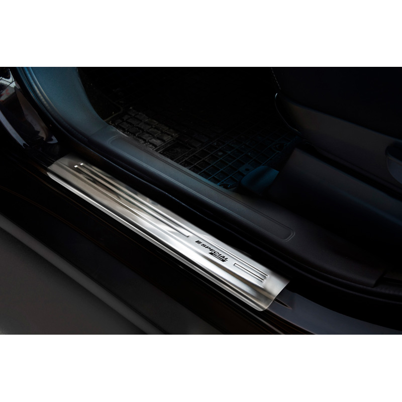 Inox door sill protectors  Mitsubishi Outlander III 2012- - 'Special Edition' - 4-pieces