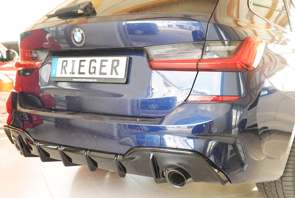 Diffuser passend voor BMW 3 Serie G20 Rieger Glans Zwart met Trekhaak