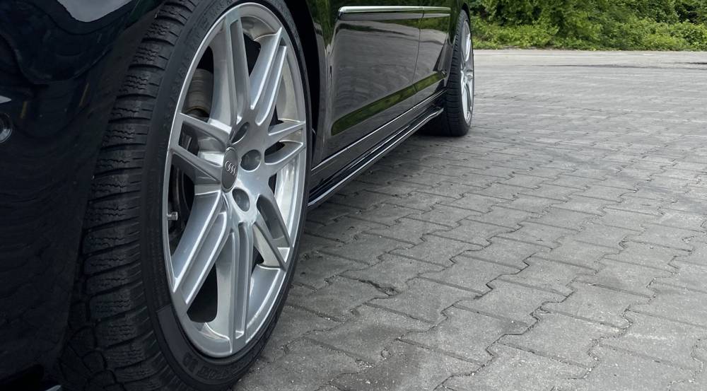 Zijskirts passend voor VW Caddy Mk.4 Maxton Glans Zwart