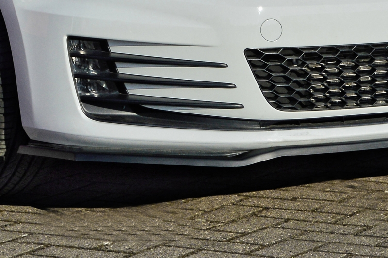 Voorspoiler passend voor Volkswagen Golf 7 GTI GTD 13-17 Glans Zwart