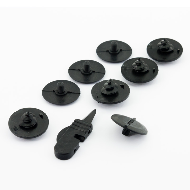 Universal car mat clips 'StyleFit' - 4 pieces for 2 mats