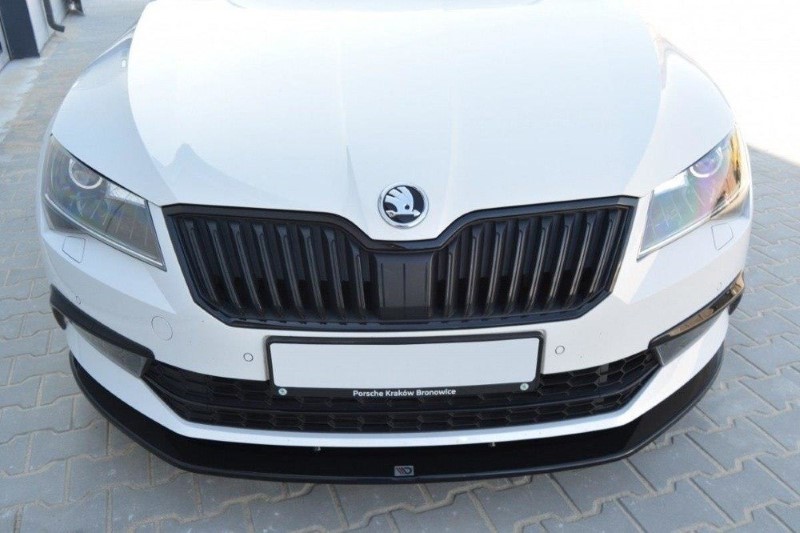 Voorspoiler passend voor Skoda Superb 3 Maxton Design glans zwart V.3