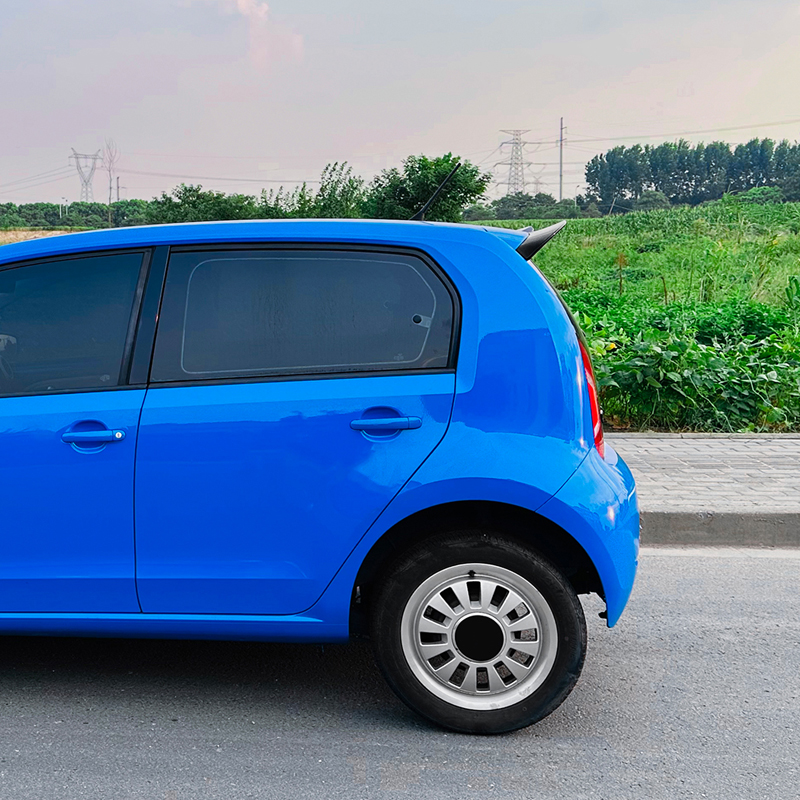 Roof spoiler (Spoiler Cap)  Volkswagen Up! excl. GTi & Seat Mii & Skoda Citigo 2011- (ABS Glossy Black)