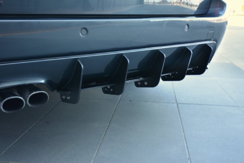 Achter Diffuser passend voor BMW 5 E61 (TOURING) WAGON M-PACK Glanzend Zwart