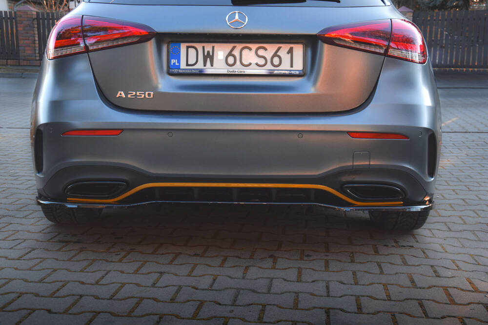 Diffuser passend voor Mercedes A Klasse AMG Pakket W177 Maxton Glans Zwart