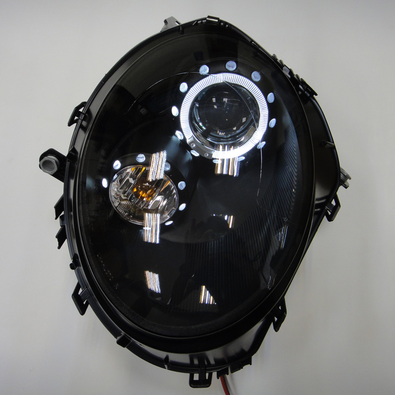 Set Headlights  BMW New Mini R55-R57 2006-2010 - Black - incl. Halos & Levelling Motor