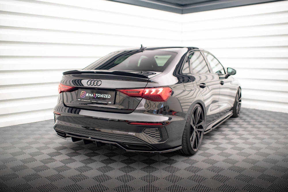 Diffuser passend voor Audi A3 S-Line 8Y Limousine Maxton Glans Zwart