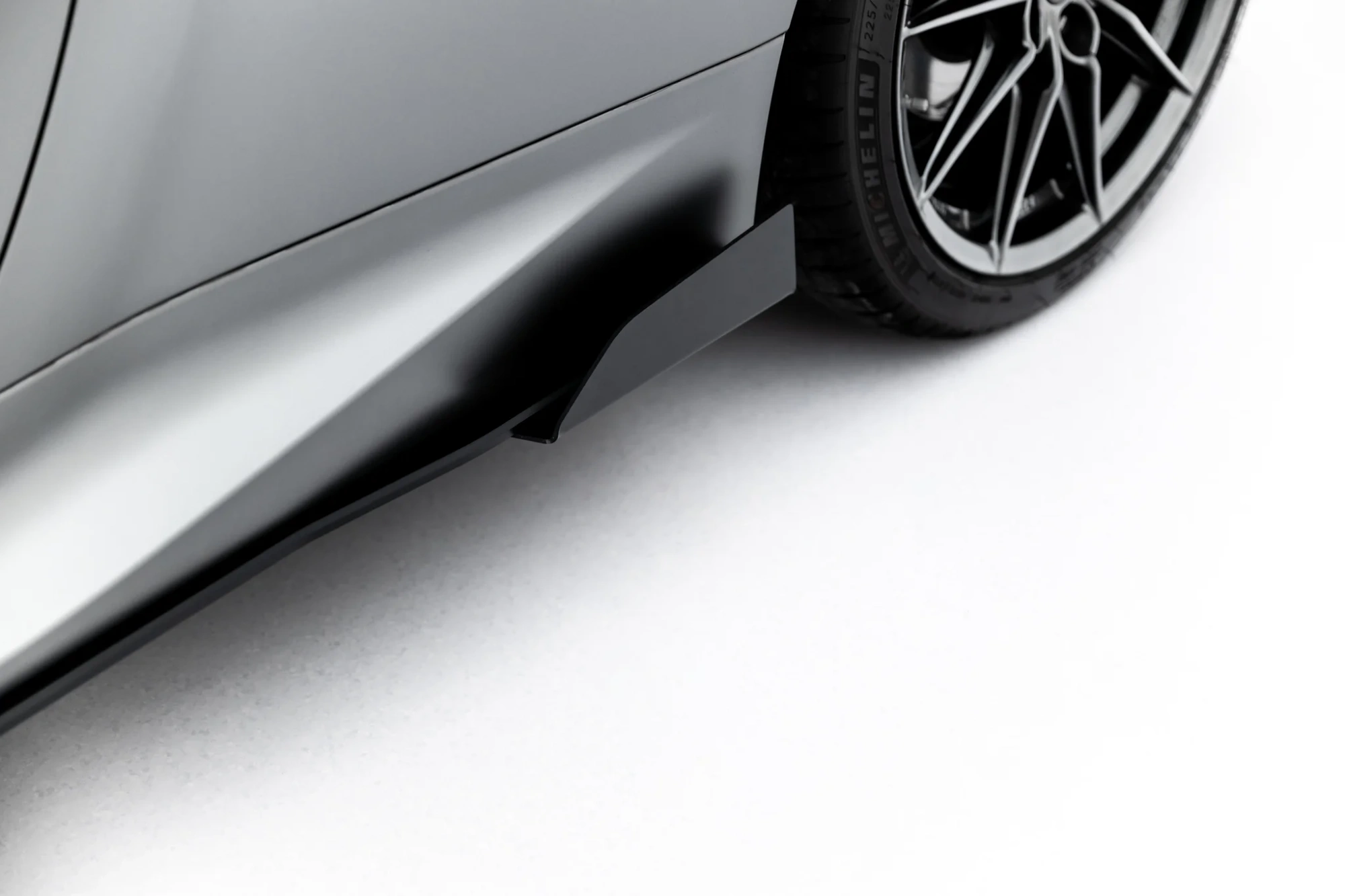 Side Skirts Toyota GR Yaris Mk4 Facelift – Maxton Street Pro Side Skirts Diffusers + Flaps