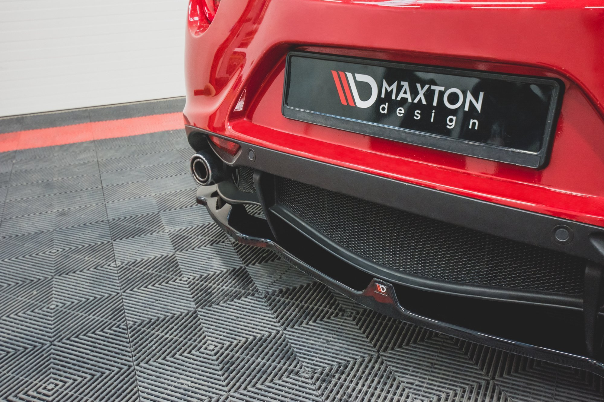 Diffuser Alfa Romeo 4C Maxton Glans Zwart