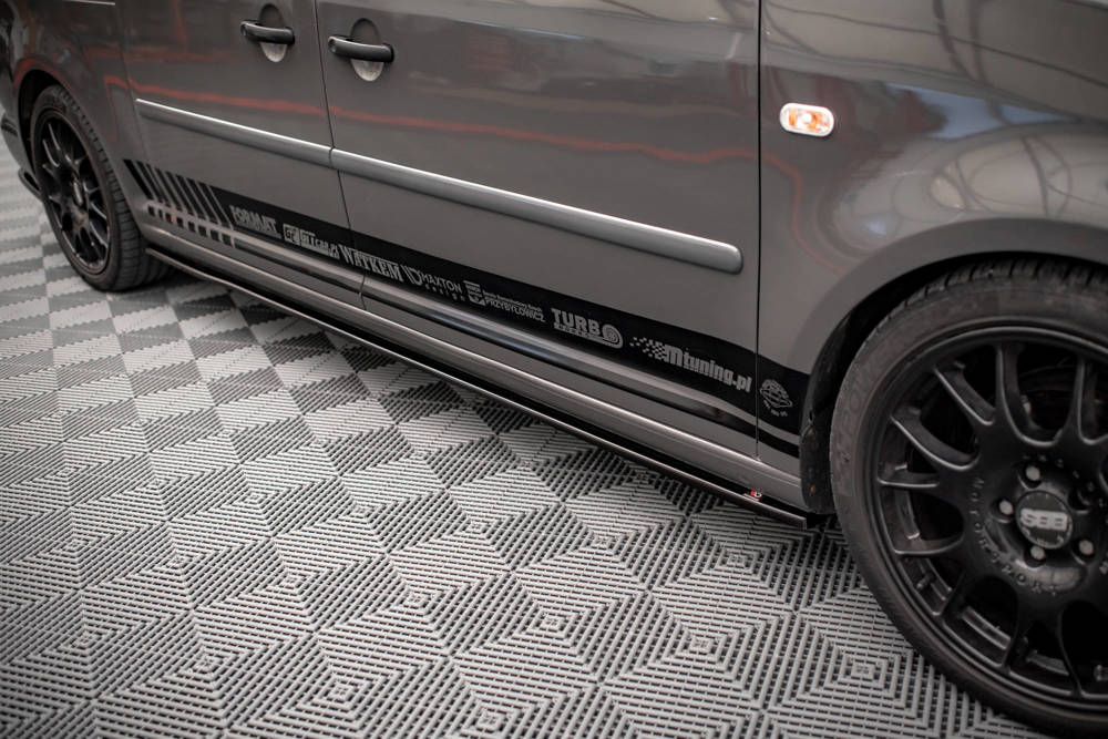 Zijskirts passend voor VW Caddy Long Mk.3 FL Maxton Glans Zwart