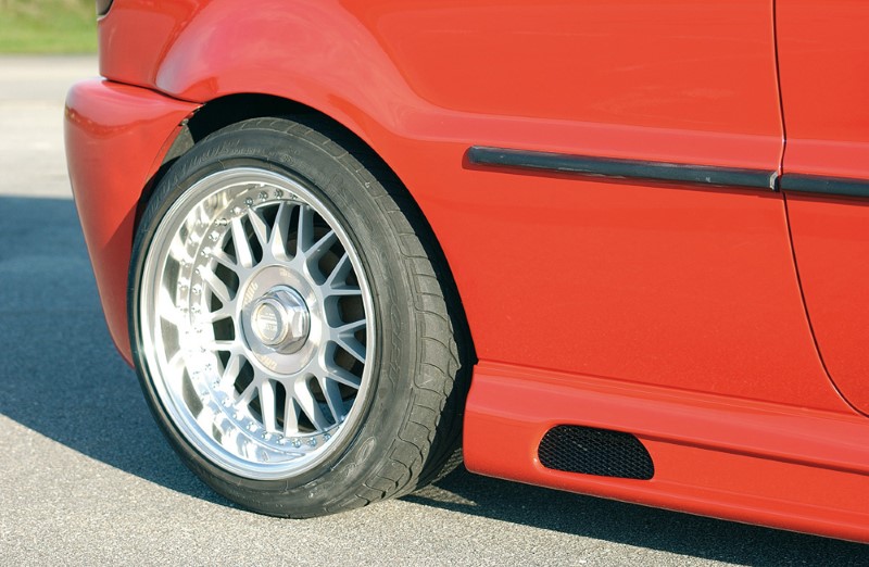 Sideskirts VW Polo 6N Rieger with uitsnede