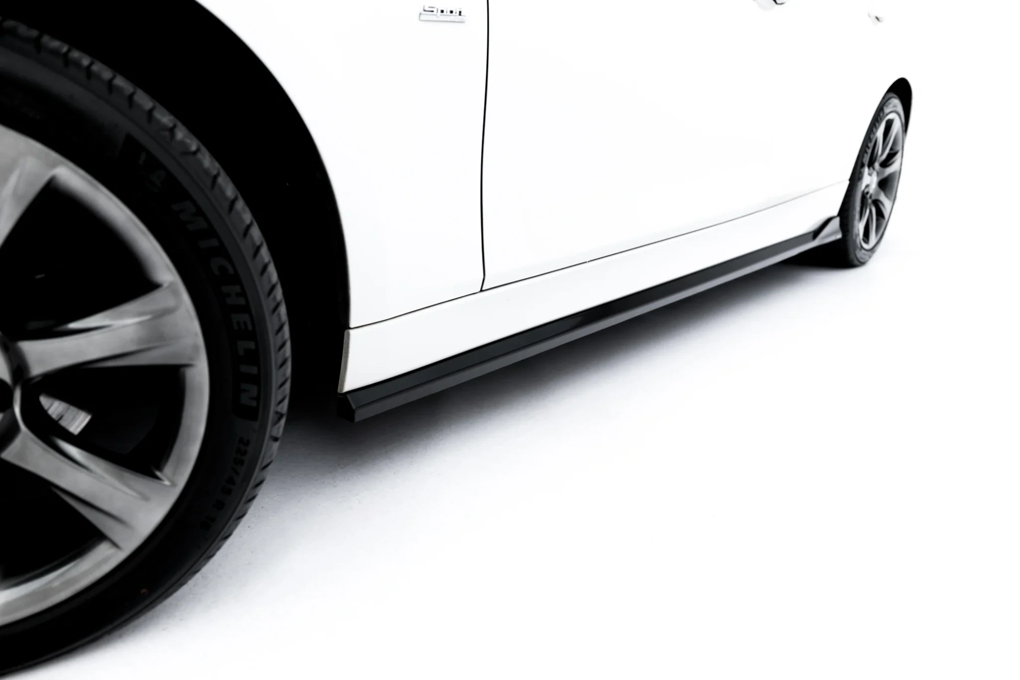 Side Skirts Diffusers BMW 3 Sportline Sedan / Touring F30 / F31 Maxton Gloss Black