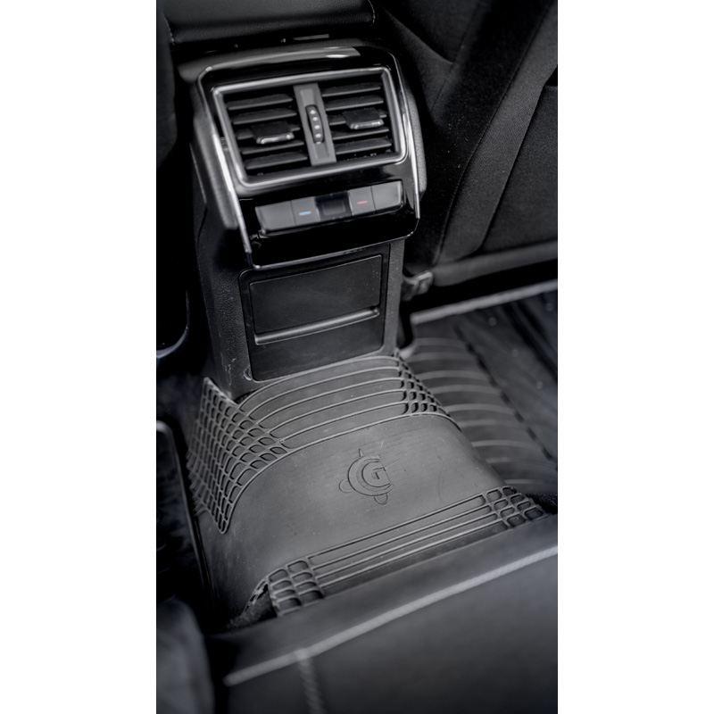 Gledring Universal protective mat for the centre tunnel (2nd row)