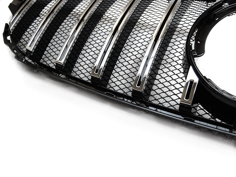 Grill passend voor Mercedes W205 Facelift 18-.. Zwart Chroom GT Look Camera