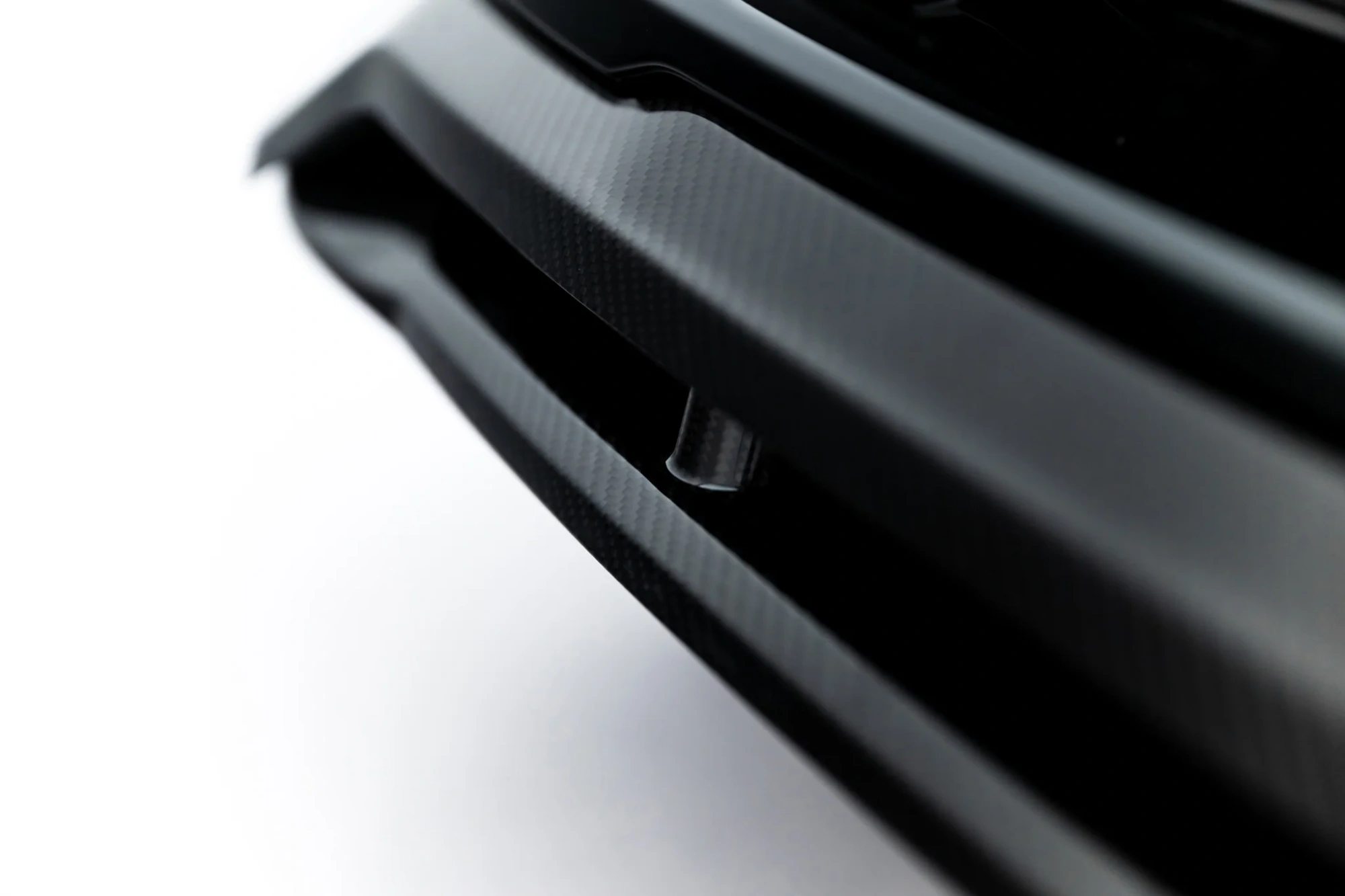 Prepreg Carbon Fiber Front Splitter Audi RSQ8 Mk1 Facelift Gloss Black