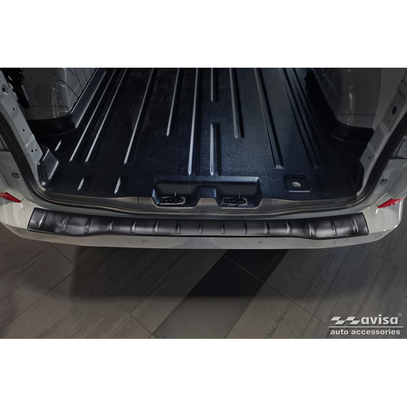 Black Stainless Steel Rear bumper protector  Ford Transit Custom & Tourneo Custom (V710) 2023- / Volkswagen Transporter T7 2024- 'Ribs'