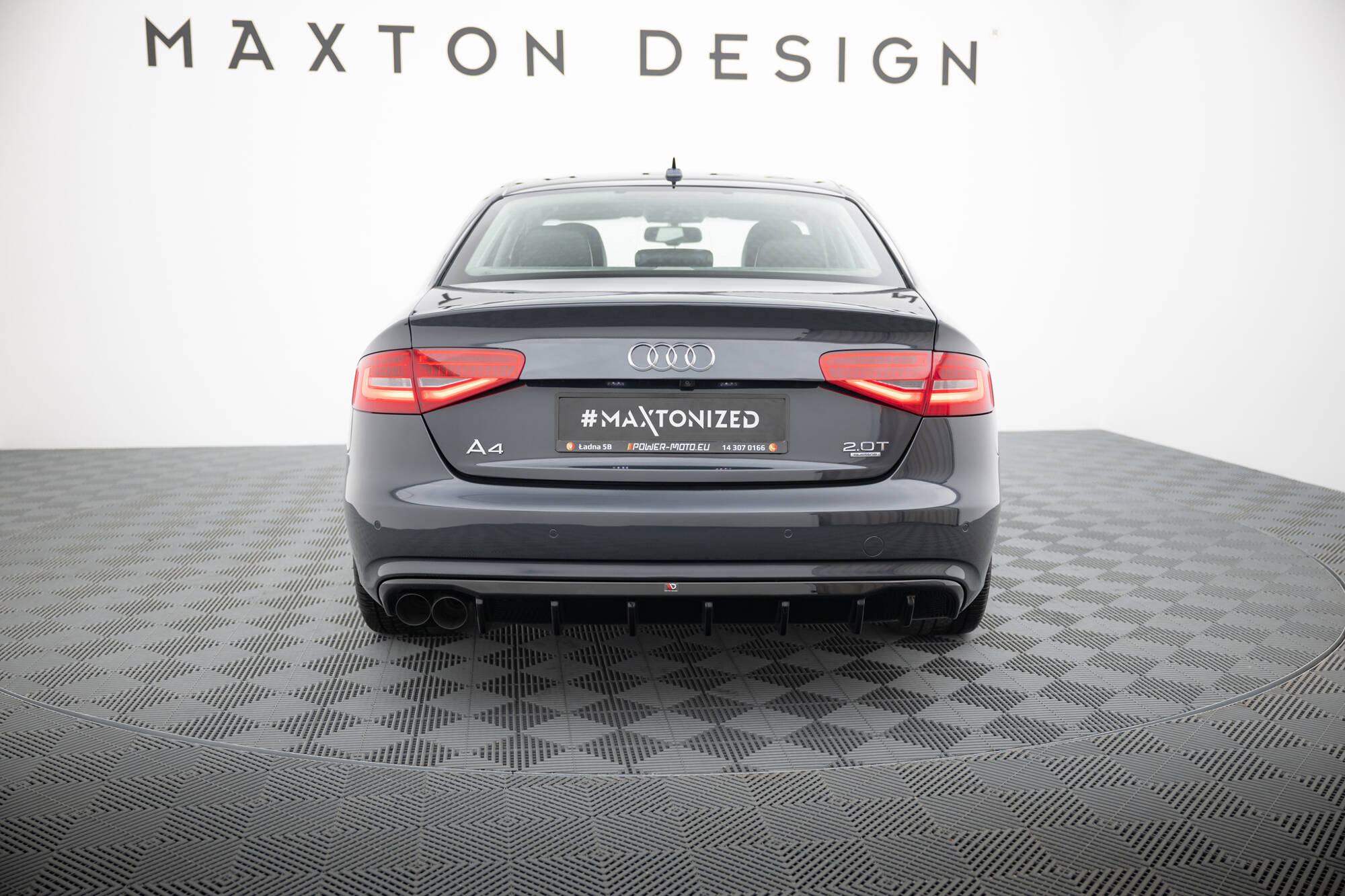 Achter Diffuser passend voor Audi A4 B8 Facelift Maxton Glans zwart (Enkelzijdige versie met dubbele uitlaat)
