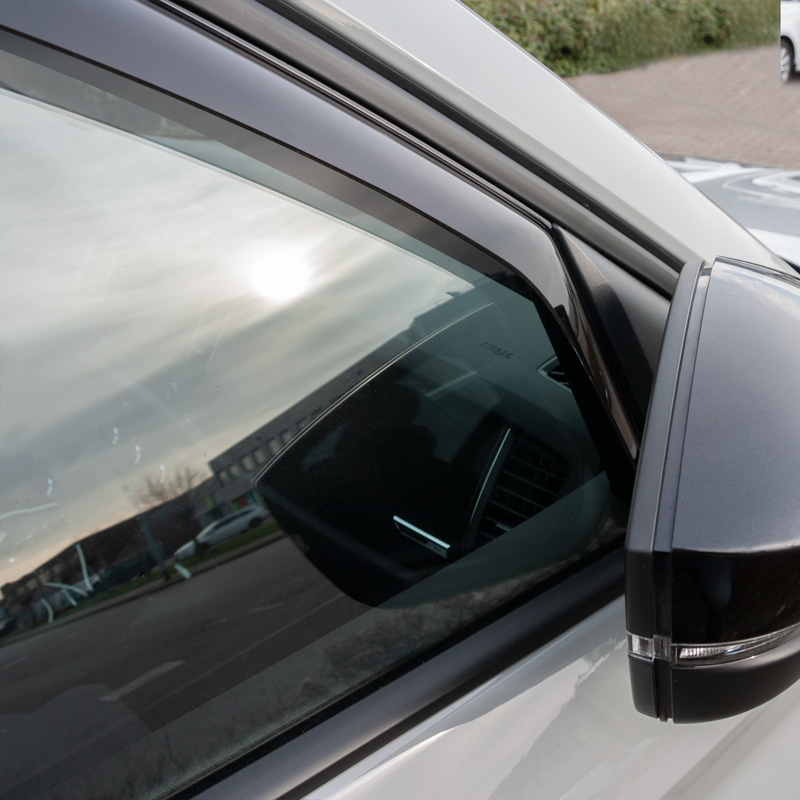 Window Visors Dark  Skoda Kodiaq 2017- (with black windowslot only)