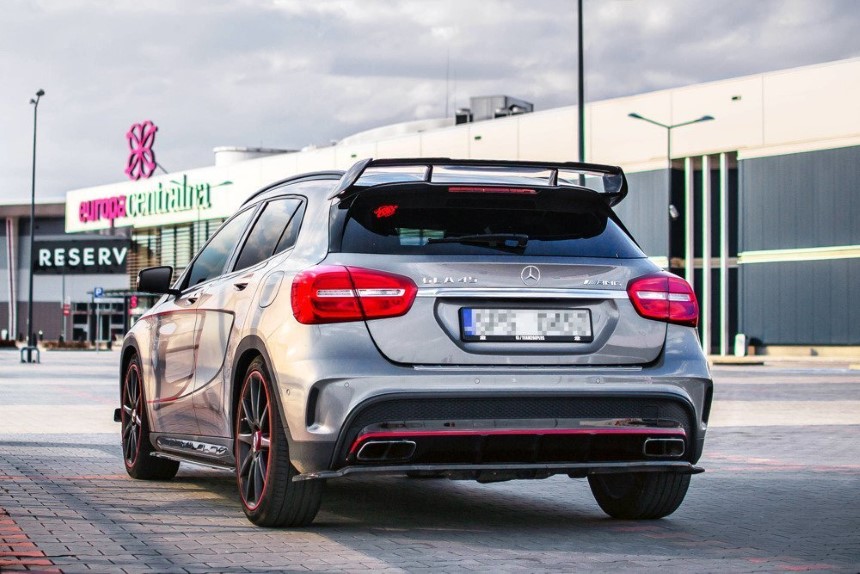 Diffuser passend voor Mercedes GLA 45 AMG X156 Maxton Glans Zwart