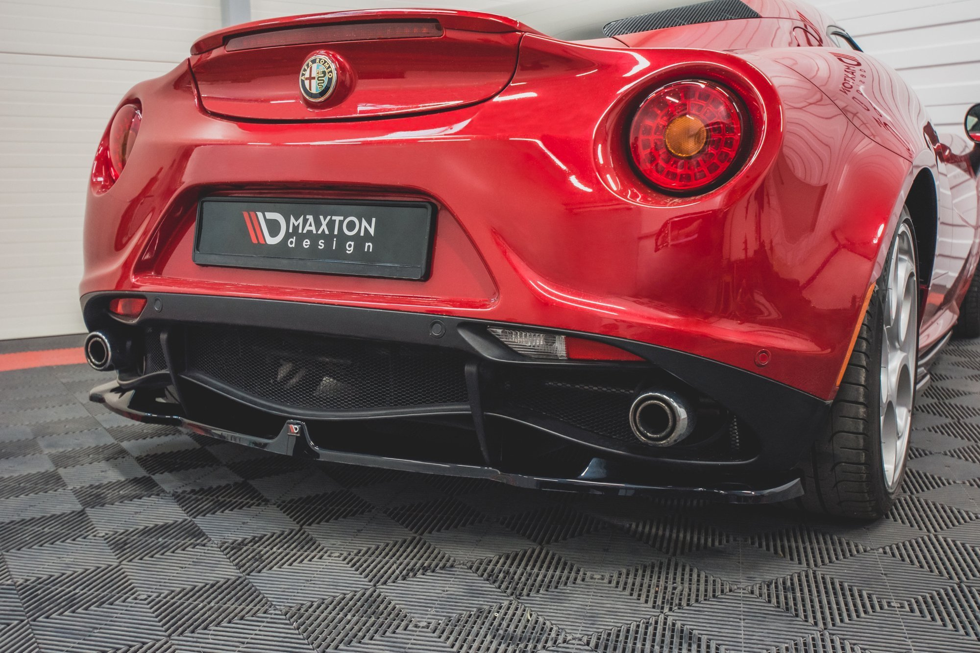 Diffuser Alfa Romeo 4C Maxton Glans Zwart