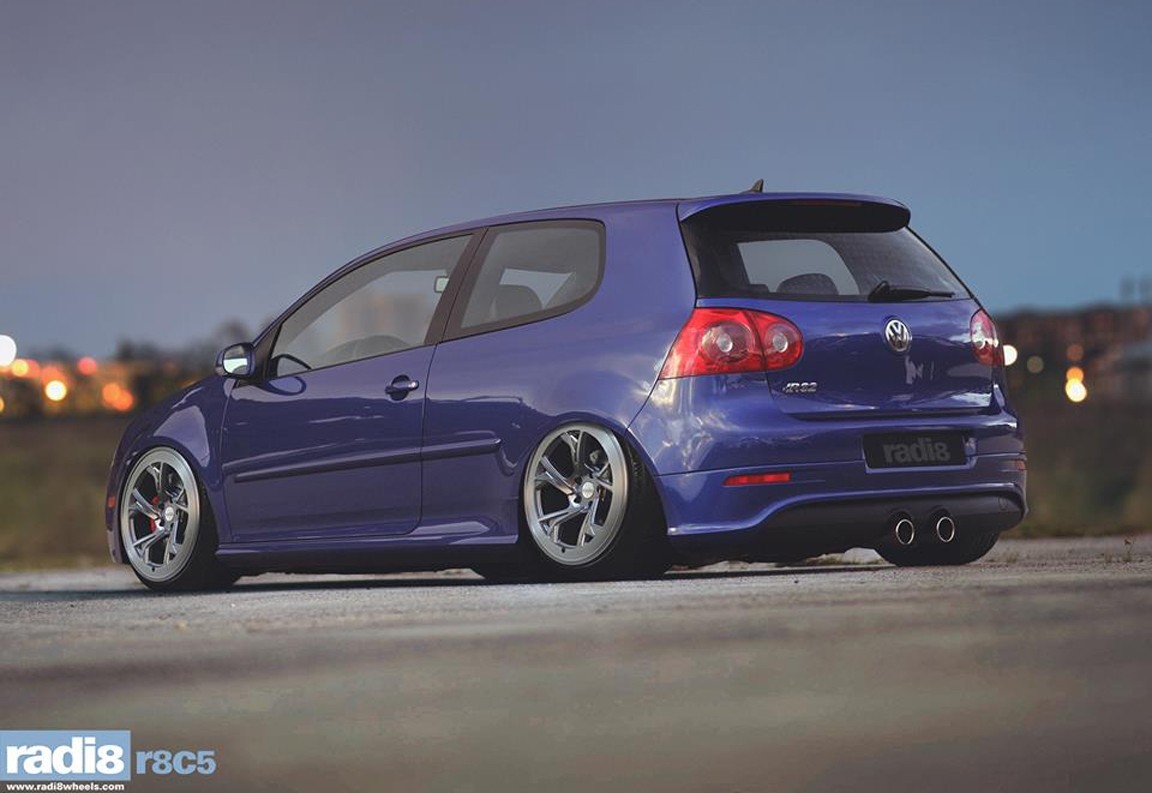 RADI8 C5 8.5x18 5x100 35 Dark Mist 66,6 Velgen