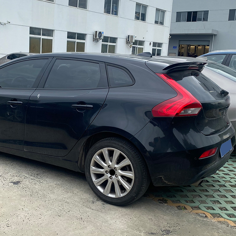 Roof spoiler (Spoiler Cap)  Volvo V40 2012-2019 incl. R-Design (ABS Glossy Black)