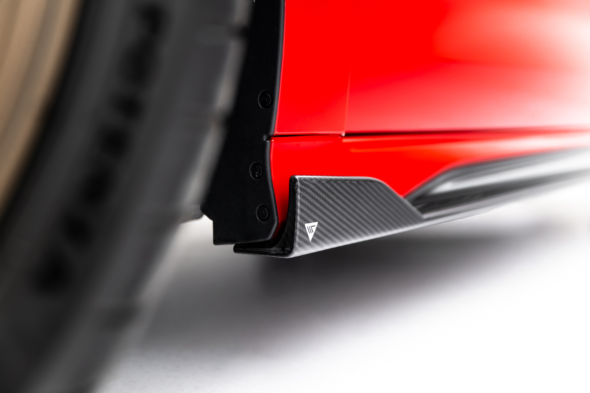 Set of Prepreg Carbon Fiber Zijskirts passend voor Audi RS3 Sedan 8Y Facelift – Maxton Design