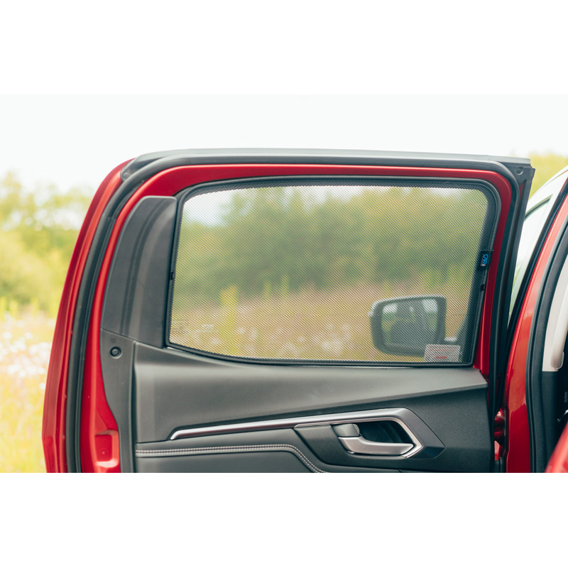 Set Car Shades  Isuzu D-Max 4 doors 2019- (4-pieces)