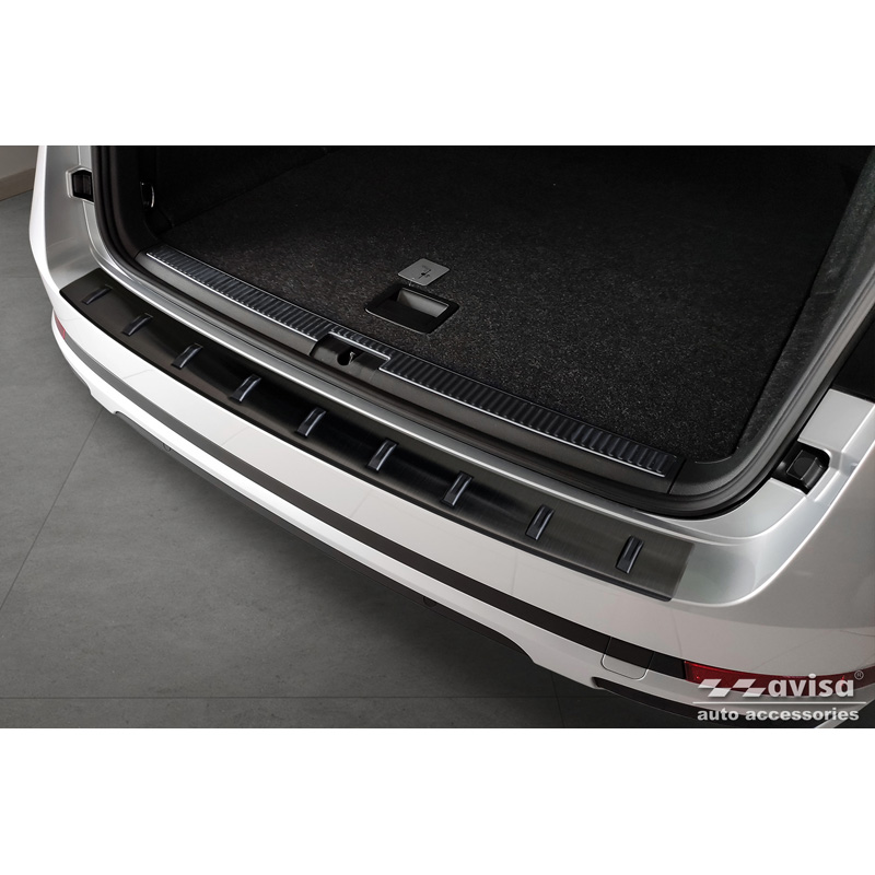 Black Stainless Steel Rear bumper protector  Skoda Superb III Combi 2015-2023 incl. Scout 'STRONG EDITION'