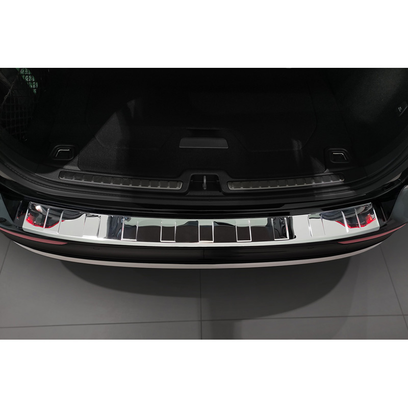 Chrome Stainless Steel Rear bumper protector  Volvo V60 II / V60 II Cross Country 2018- & V60 II Plug- In Hybrid / R-Design 2019- 'Ribs'