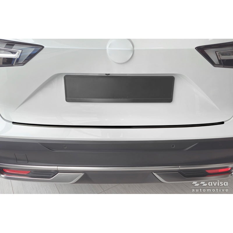 Avisa Stainless Steel Rear Bumper Protector Shadow Premium  Nissan Qashqai III (J12) 2021-2024 & Facelift 2024- - Black / High Gloss Black
