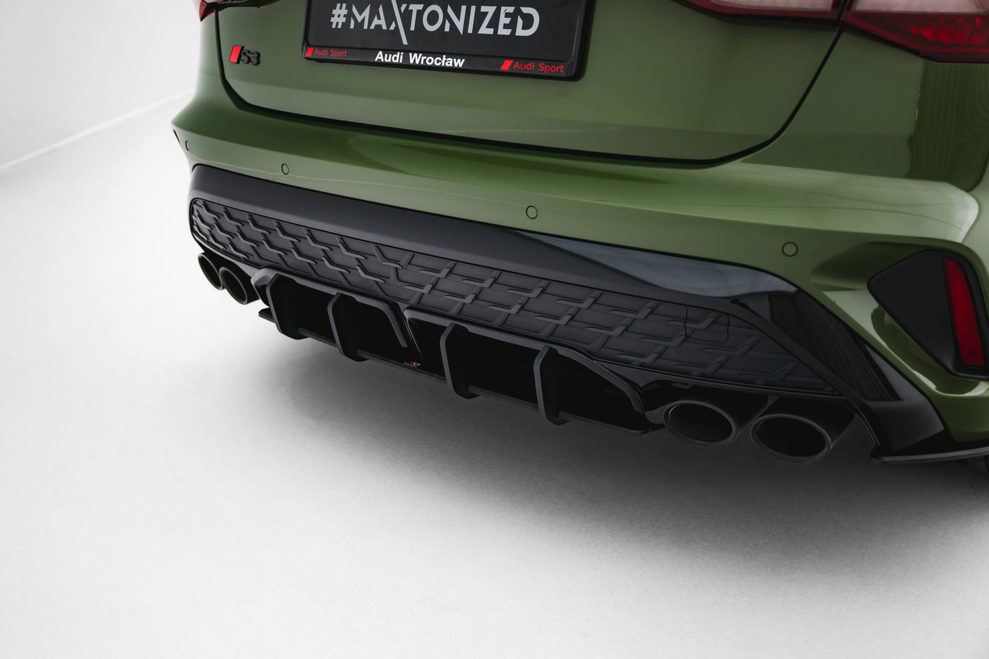 Street Pro Achter Diffuser passend voor Audi S3 / A3 S-line 8Y Facelift Maxton Glanzend zwart