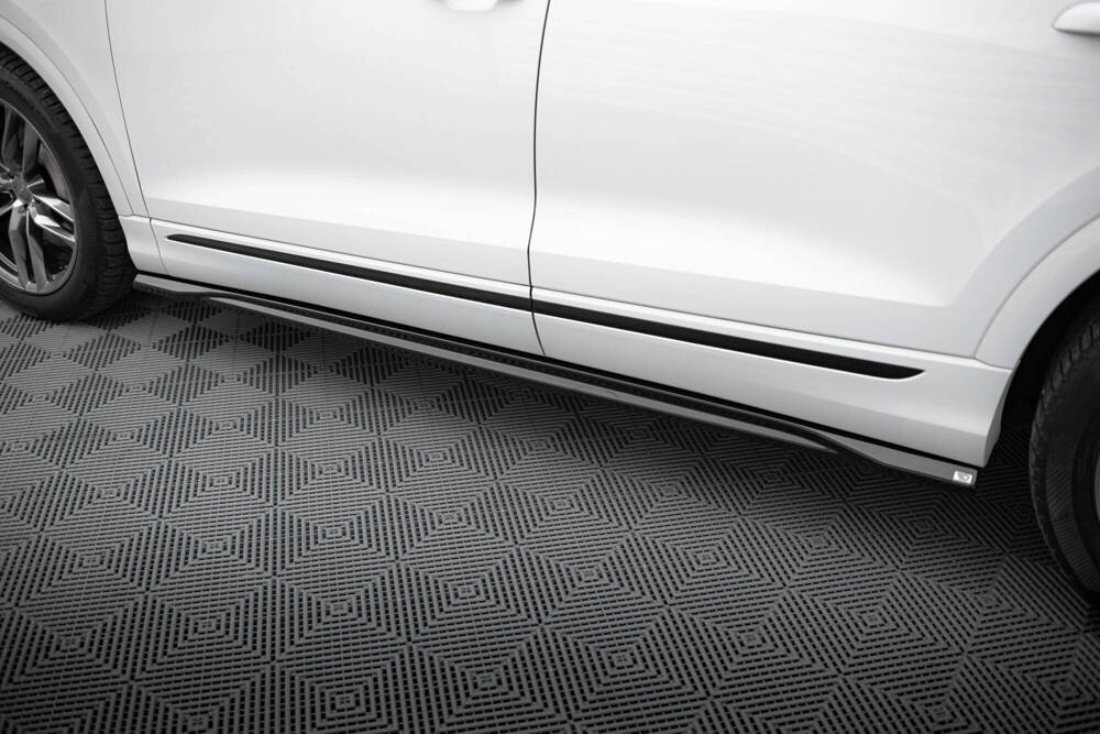 Zijskirts passend voor Audi Q8 S-Line / SQ8 Maxton Glans Zwart
