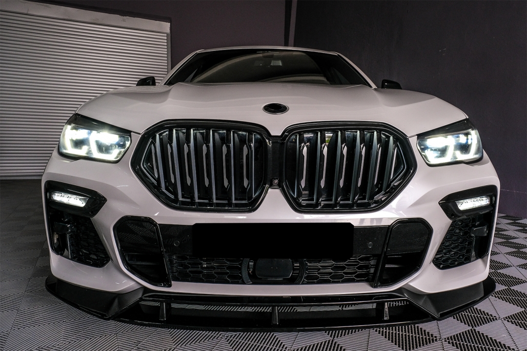 Voorspoiler passend voor BMW X6 G06 X6M (2019-..) Glans Zwart