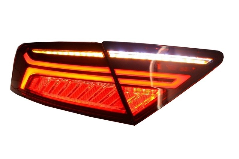 Audi A7 4G Facelift LED Smoke Taillights
