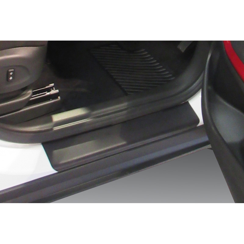 RGM Sill protectors  Opel Crossland X 2017- - set of 2 pieces