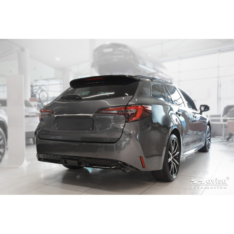 Avisa Chrome Stainless Steel Trunk Tailgate Trim Cover  Toyota Yaris Cross (MXP) 2020-