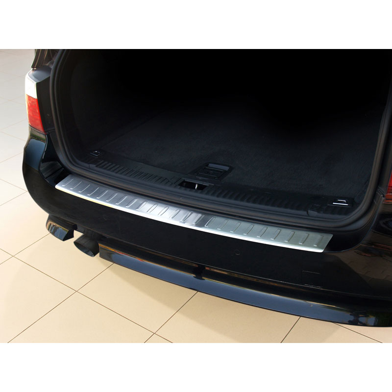 Stainless Steel Rear bumper protector  BMW 5-Series E61 Touring 2007-2010 excl. M-Package/M-Sport 'Ribs'