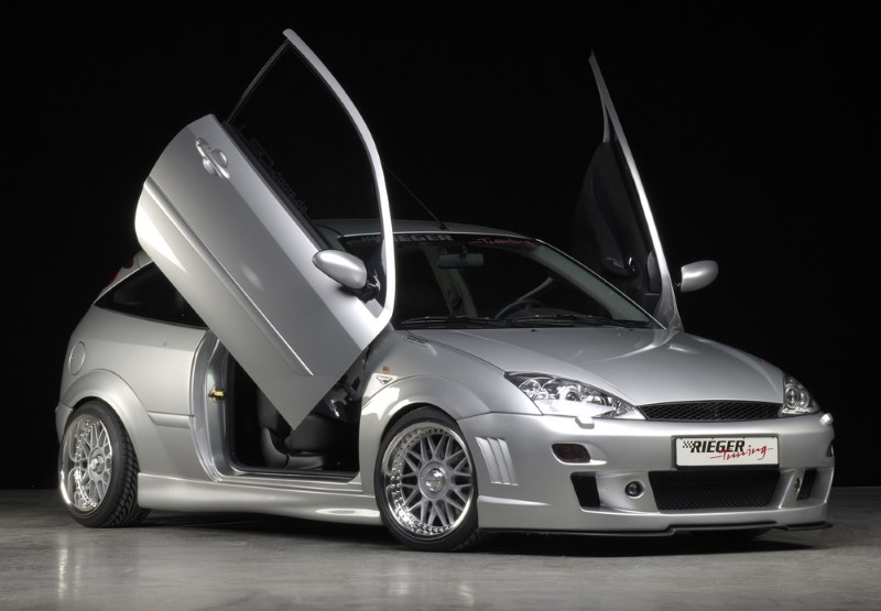 Sideskirts Ford Focus 5-drs Rieger