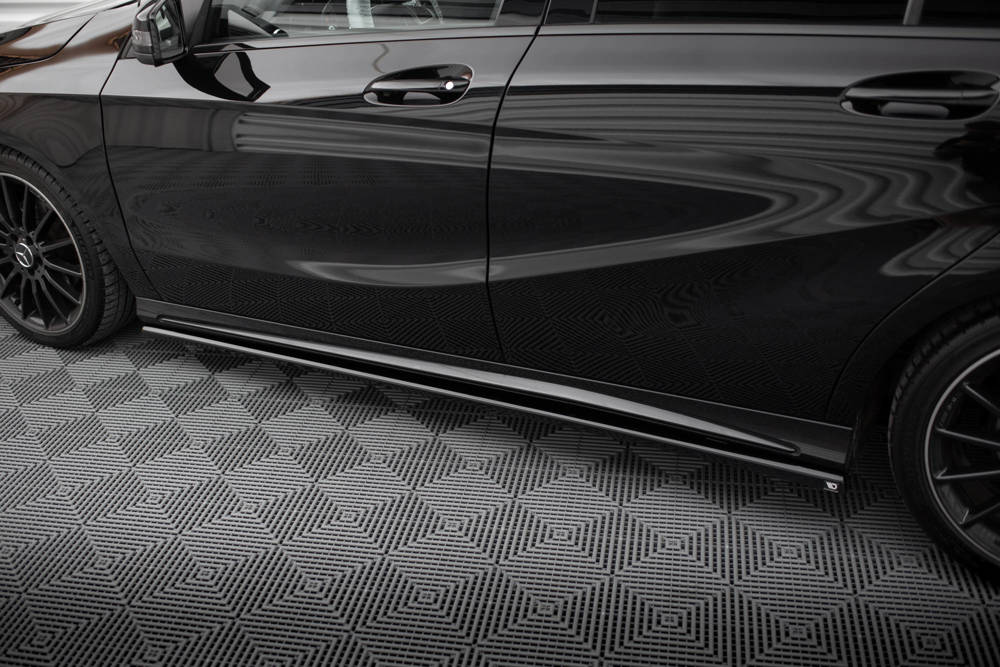 Zijskirts passend voor Mercedes A Klasse AMG Line / A45 AMG W176 Maxton Glans Zwart