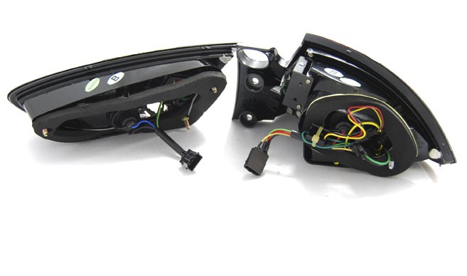 Taillights fits Seat Leon 1P 09->>