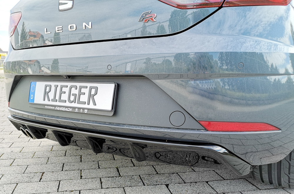 Diffuser passend voor Seat Leon FR 5F 17-20 Rieger Glans Zwart