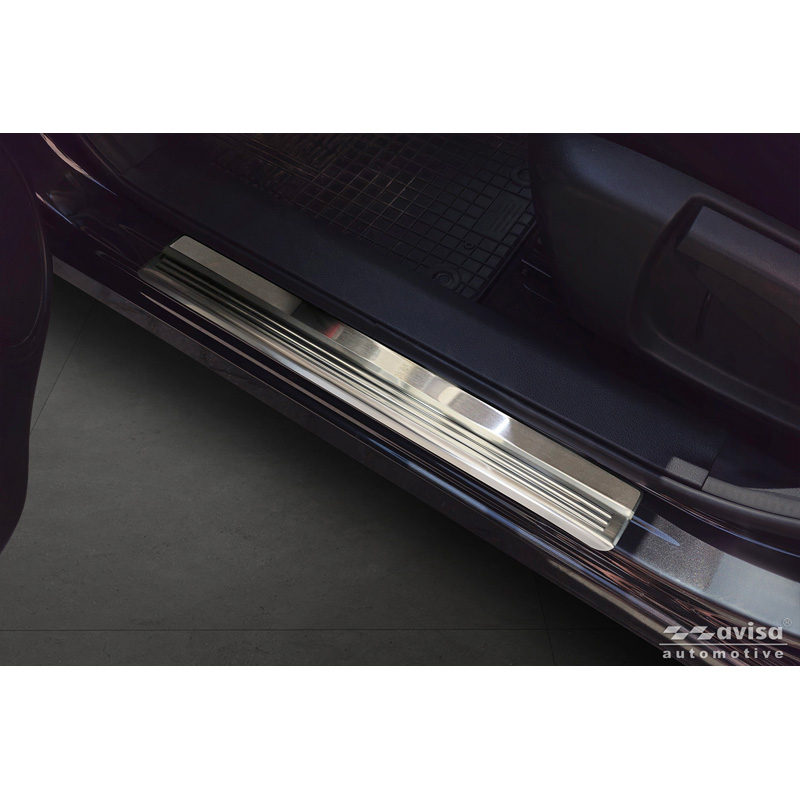 Avisa Stainless Steel Door sill protectors  Nissan Qashqai II 2013-2017 & Facelift 2017-2020 - 'Lines' - 4-pieces