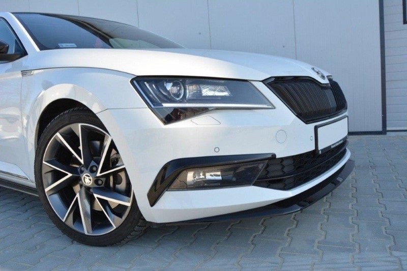 Voorspoiler passend voor Skoda Superb 3 Maxton Design glans zwart V.1